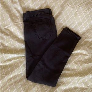 low-waisted black jeans